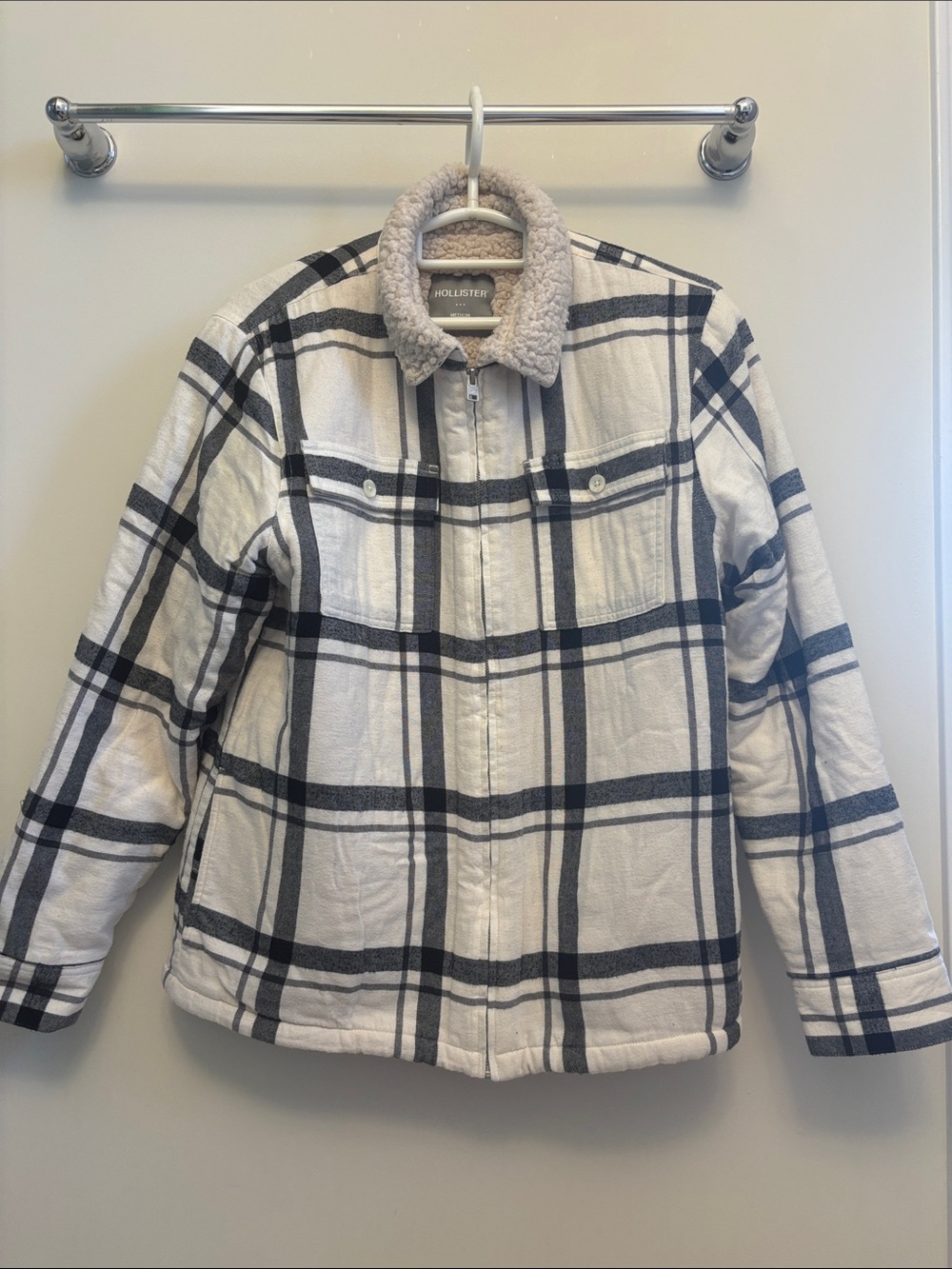 Hollister White and Black Plaid Sherpa-Collar Jacket